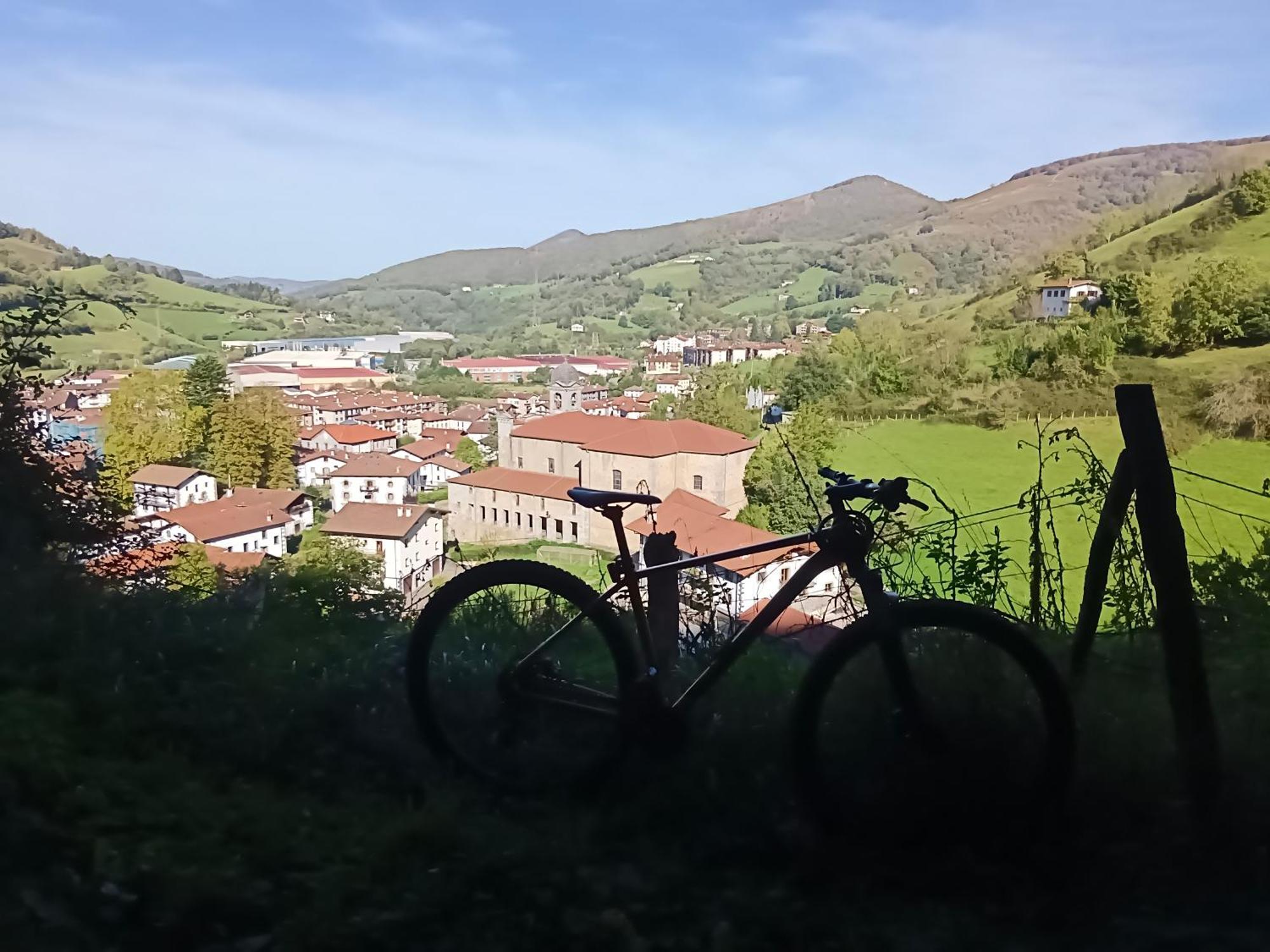 Hostal-Cicloturismo Lopenea Leitza Kültér fotó
